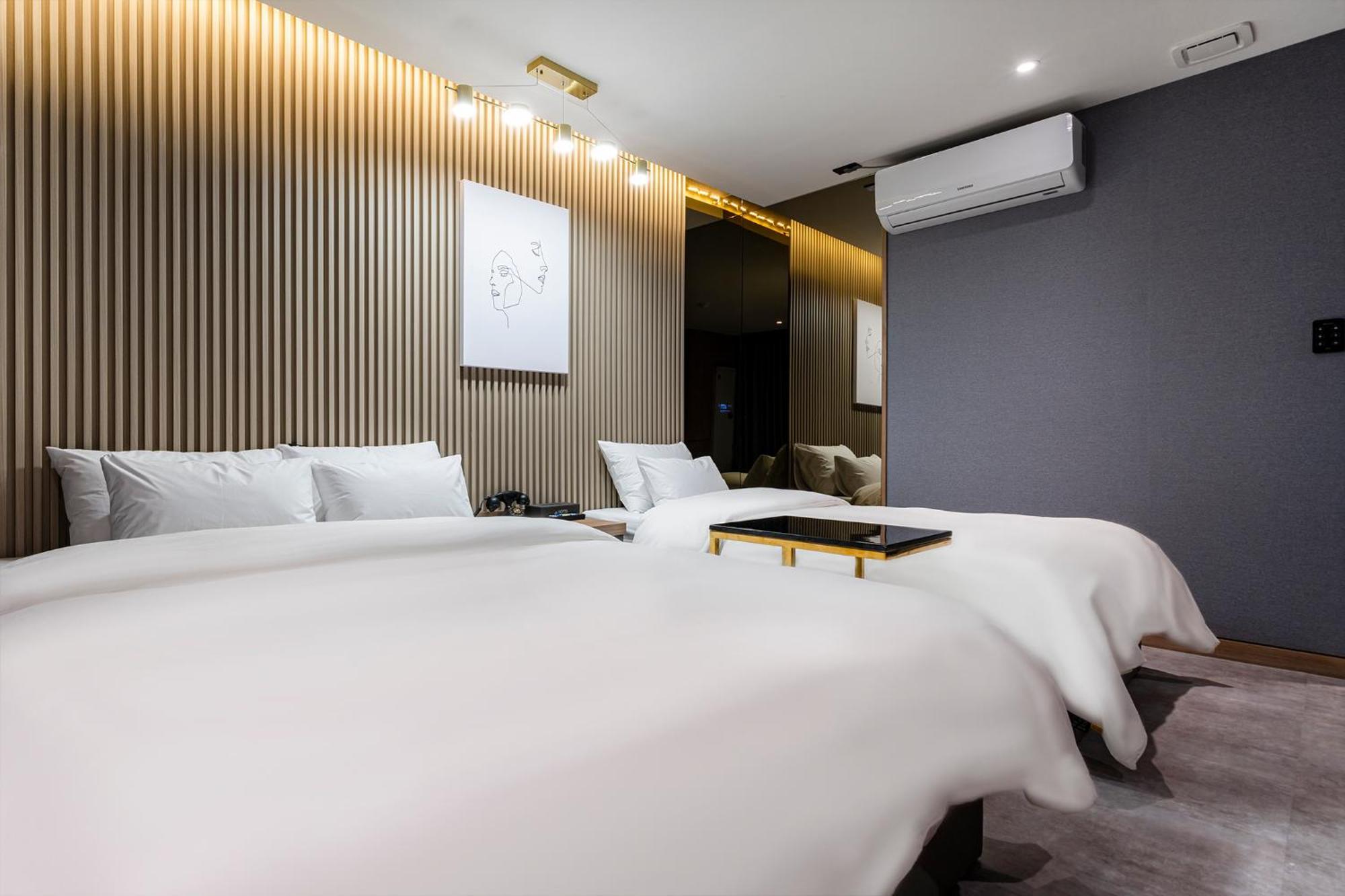 Urban Brown Hotel Chungju City Hall Exterior photo
